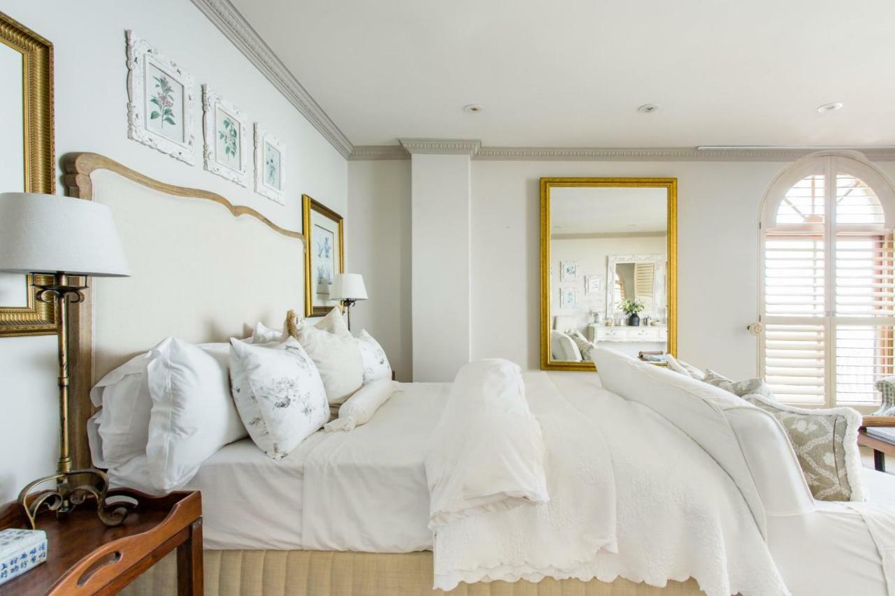 Villa Del Mar - "Luxurious En-Suite Bedroom With Lounge And Stunning Sea View Balcony In Bantry Bay" Ciudad del Cabo Exterior foto